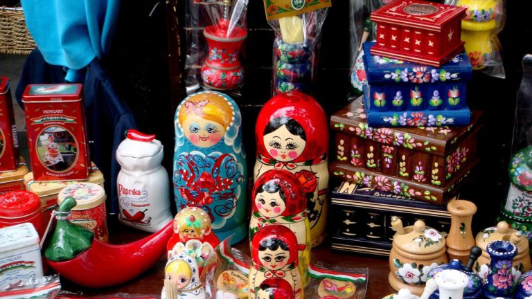 Voyage : quels souvenirs emporter ?